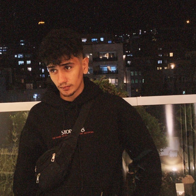 محمدپارسا امینی شب‌ها روی بالکن
